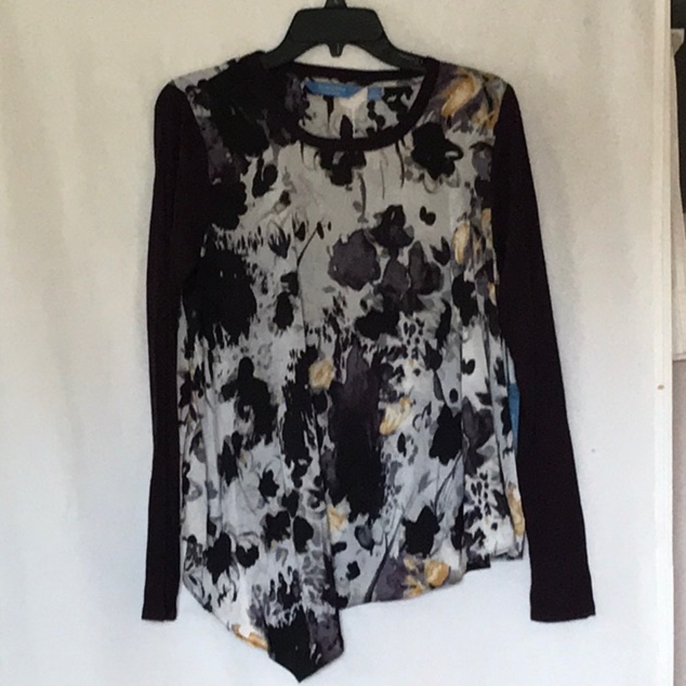 Simply Vera Wang top.